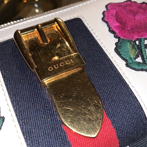 Gucci Sylvie wallet with embroidery - Picture 6 of 6